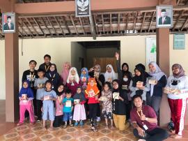 Melalui Program Minggu Ceria, KKN UAD 88 dan Pemuda Plembutan Barat  Asah Kreatifitas Anak Anak